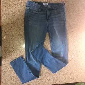 Abercrombie and Fitch Super Skinny Jeans